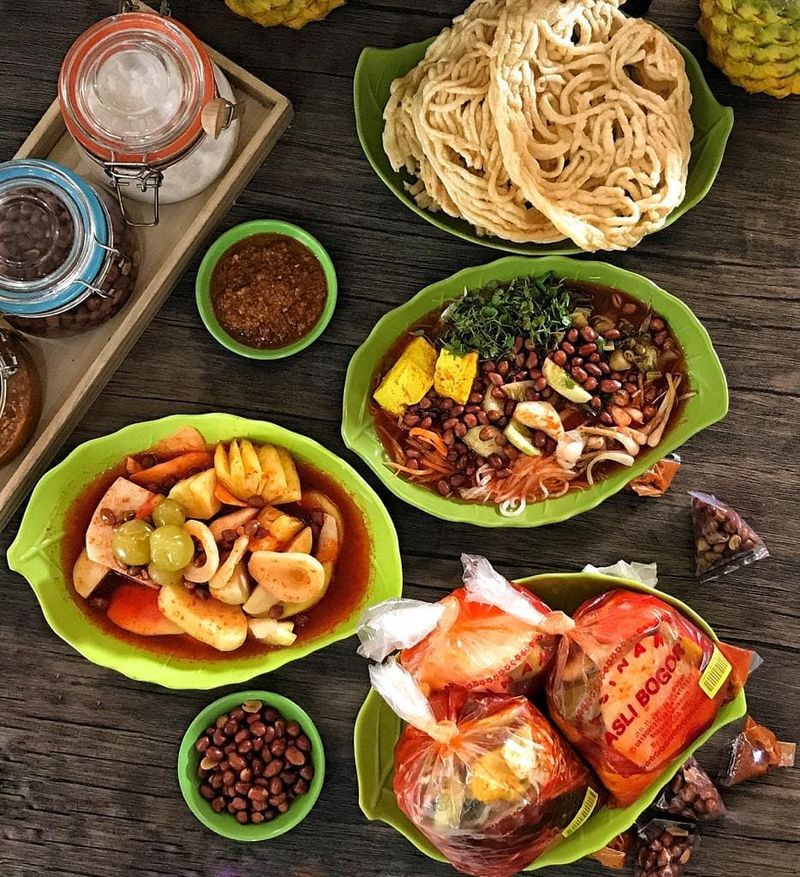 asinan legendaris di Bogor, Jawa Barat