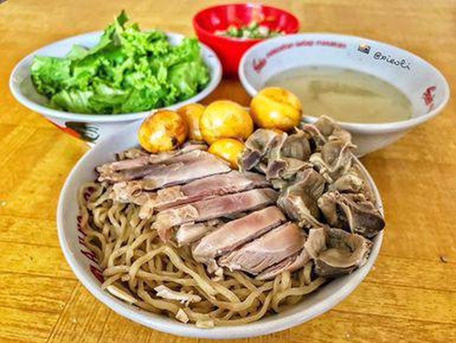 Kelezatan Bakmi Legendaris