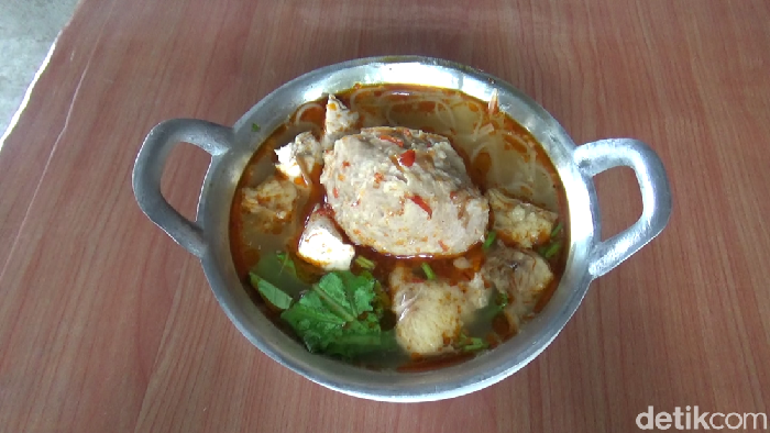 Bakso wajan di Lumajang yang pedasnya sedap