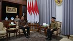 Momen AHY Bertemu Wapres Maruf: Saling Hormat hingga Bersalaman