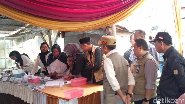 Forkopimda Palembang mengecek PSL di TPS 9 10 kecamatan Gandus Palembang