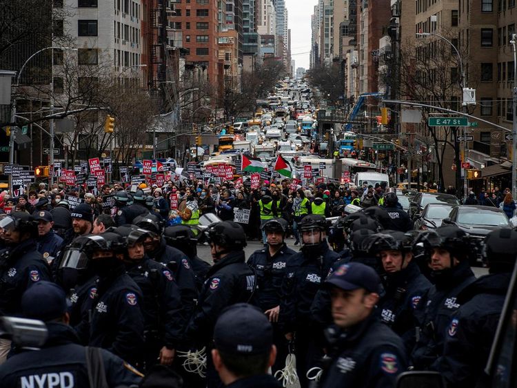 Massa Turun ke Jalan New York, Tuntut Gencatan Senjata di Gaza