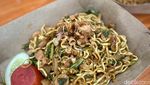 Di Rumah Mewah Ini Kamu Bisa Jajan Jus Buah dan Nasgor