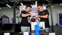 Tahun ini, FETO 2024 hadir dengan tema “InnovatEthix: Pioneering a Virtuous and Secured Digital Future” yang bertujuan mempersiapkan kualitas sumber daya manusia lebih tangguh terhadap perkembangan digital dan kemajuan teknologi masif di era disrupsi, serta mendorong inovasi demi membawa kemajuan berkelanjutan.