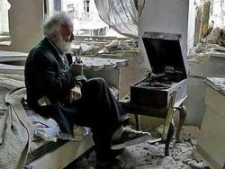 Deretan Foto Humanis yang Bikin Haru dan Menguras Emosi