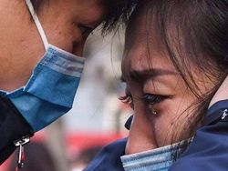 Deretan Foto Humanis yang Bikin Haru dan Menguras Emosi