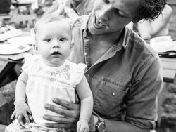 Deretan Foto Humanis yang Bikin Haru dan Menguras Emosi