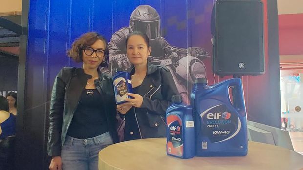 Merek pelumas ELF asal Prancis.