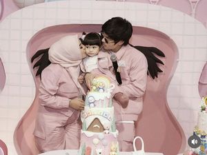 Momen Gemas Ameena Rayakan Ulang Tahun hingga Ikut Lomba Makan Kerupuk