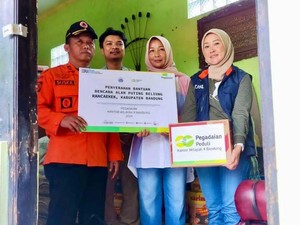Pegadaian Salurkan Bantuan ke Warga Terdampak Angin Kencang di Jabar