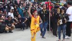 Cap Go Meh di Singkawang : Wisatawan dan Warlok Tumplek-blek