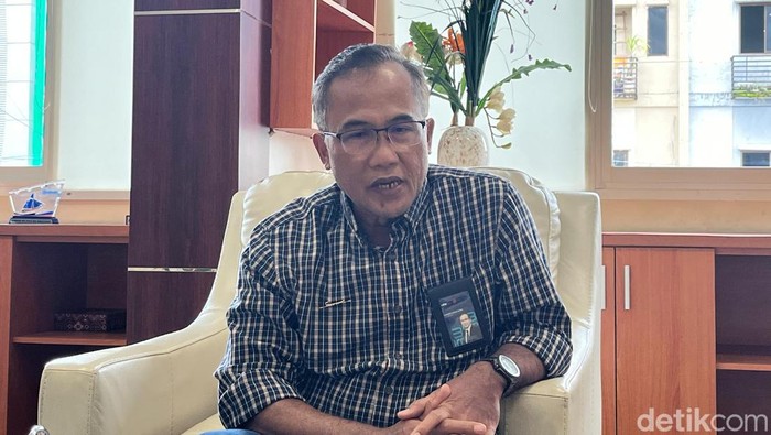 Pimpinan Wilayah Perum Bulog Sulawesi Selatan dan Barat (Sulselbar), Muhammad Imron Rosidi
