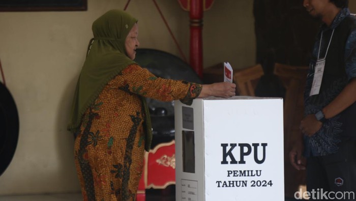 Pelaksanaan PSU di TPS 126 Tambakbayan, Caturtunggal, Depok, Sleman, Sabtu (24/2/2024).