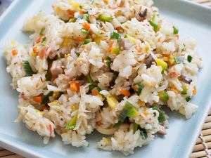 Resep Nasi Goreng Sayuran Bumbu Wijen, Bumbunya Sederhana Lezat Rasanya