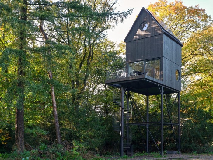 Rumah liburan yang mirip rumah burung (Buitenverblijf Nest)/Jeroen Musch via Dezeen