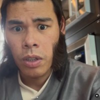 Ruy Iskandar menjadi salah satu pemain serial Avatar: The Last Airbender yang baru tayang di Netflix. Ruy jadi sorotan karena disebut berasal dari Indonesia. Foto: Instagram Ruy Iskandar