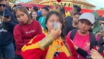 Ekstrem Ritus Tatung Ditusuk Benda Tajam untuk Tolak Bala Jelang Cap Go Meh