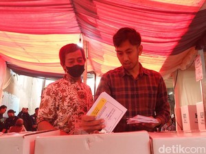 Baru Nyoblos Hari Ini, QC Tak Goyahkan Cici Pilih Jagoannya di Pilpres