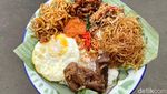 Berusia 134 Tahun, Nasi Uduk Legendaris Aneka Lauk Ini Diantre di Bogor