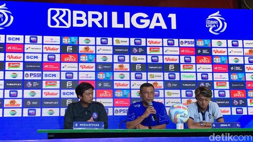 Konferensi pers Arema versus Persija di Gianyar, Minggu (25/2/2024).