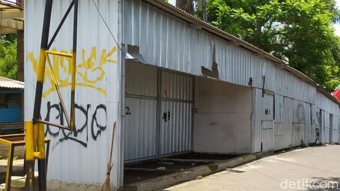 Bangunan bekas pasar relokasi di Kota Batu yang dilelang.