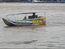 BMKG Prediksi Air Pasang, Warga Pinggiran Sungai Musi Mulai Waspada