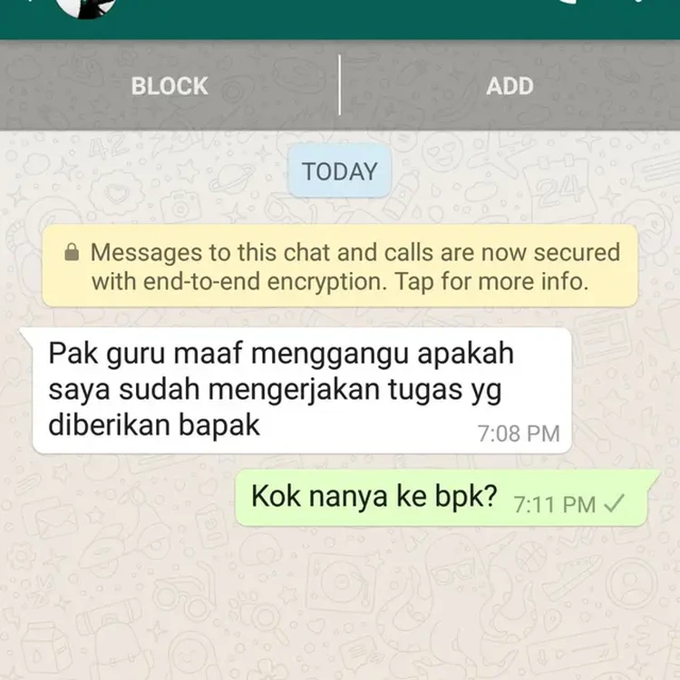 Chat Salah Ketik Murid dan Guru, Jadi Kangen Sekolah Chat guru dengan murid ini bikin kamu bakal kangen dengan masa sekolah. Chatnya lucu banget.
