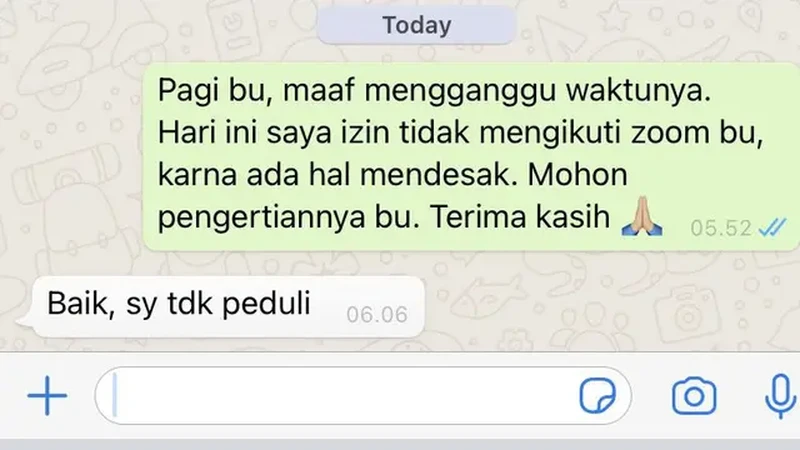 Chat guru dengan murid ini bikin kamu bakal kangen dengan masa sekolah. Chatnya lucu banget.