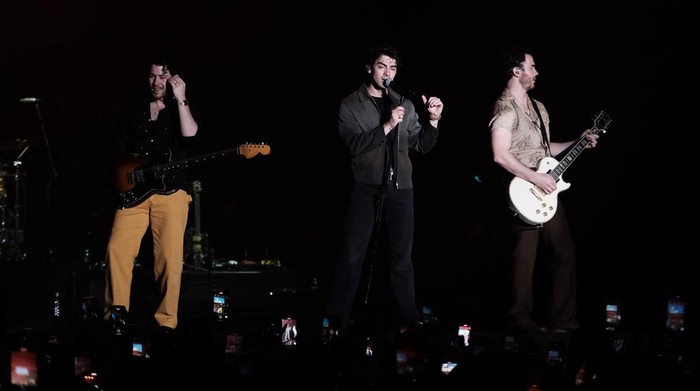 Konser Jonas Brothers