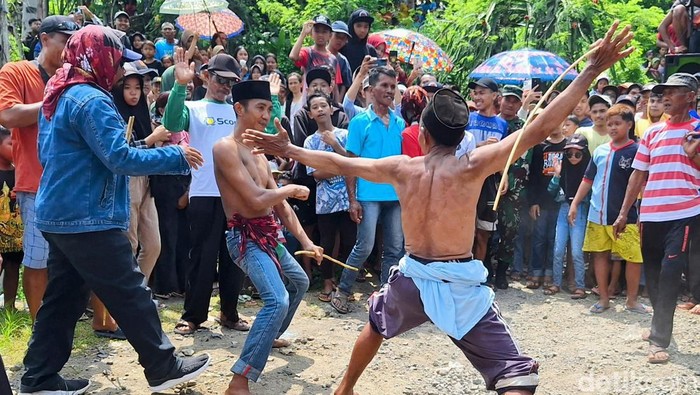 Melihat Tradisi Kadisah Bondowoso
