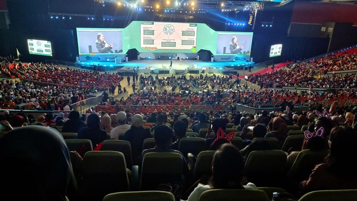 Senior Director and General Manager Herbalife Indonesia, Andam Dewi menyampaikan materi kepada member independen Herbalife saat acara Spectacular 2024 yang berlangsung pada tanggal 23 – 25 Februari 2024 di Sentul International Convention Center (SICC), Kabupaten Bogor, Jawa Barat, Minggu, 25/02/2024.