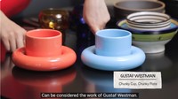 Sepasang piring dan cangkir ini juga tampak lucu. Adalah karya dari seniman Gustaf Westman yang bernama Chunky Cup dan Chunky Plate. Foto: YouTube Hi Seulgi