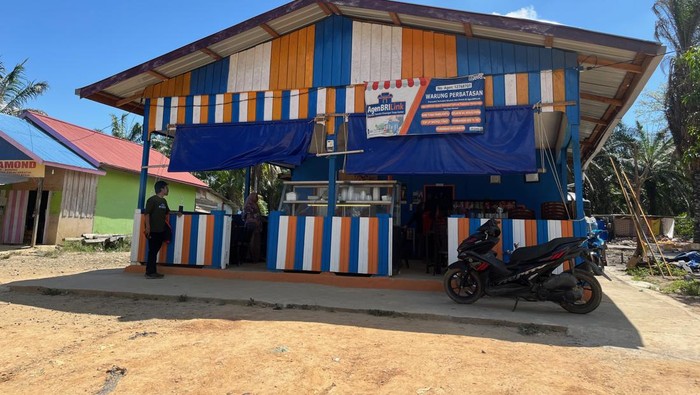 Warung WNI di Perbatasan di Pulau Sebatik