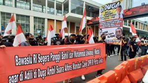 Aksi Damai Forum Pengawal Pemilu 2024 di Depan Bawaslu