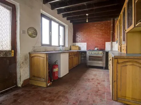 Area dapur yang masih terurus