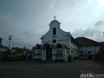 Menyusuri Jejak Bangunan Bersejarah di Kota Tua Cirebon