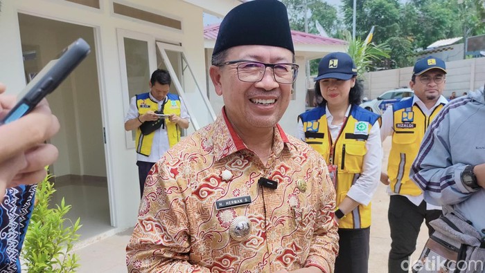 Bupati Cianjur Herman Suherman
