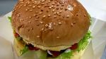 Gurih Enak! 20 Burger Kaki Lima Rp 10.000-an Ada di Sini