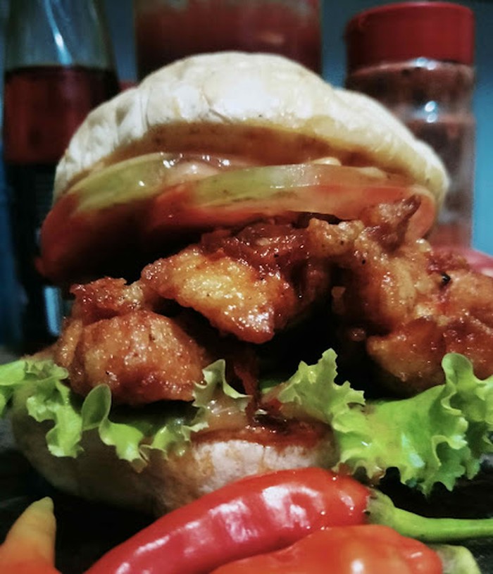 Gurih Enak! 20 Burger Kaki Lima Rp 10.000-an Ada di Sini