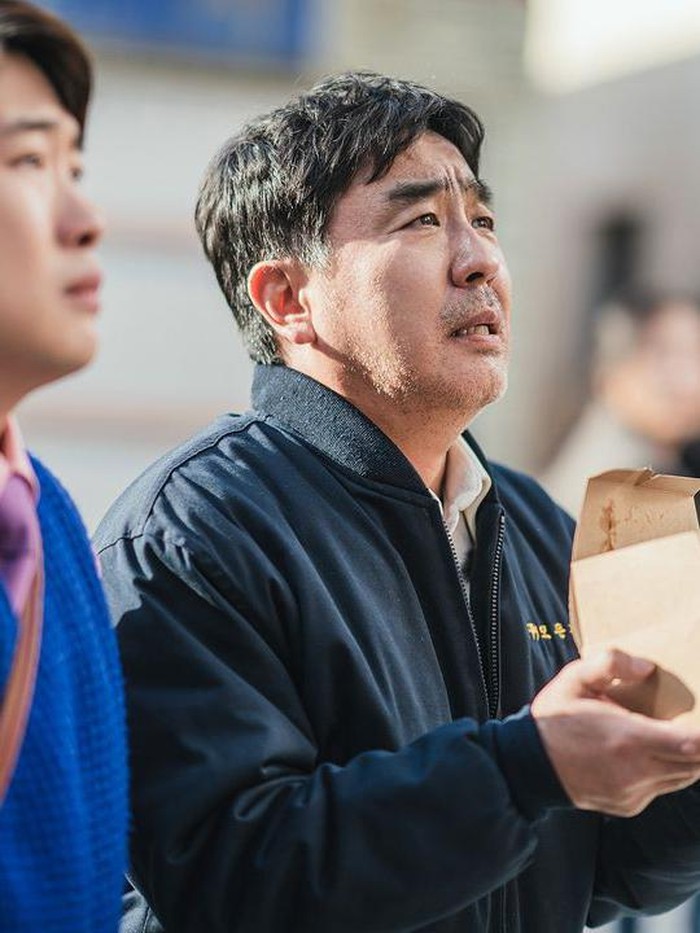 Potongan adegan drama Korea Netflix Chicken Nugget.