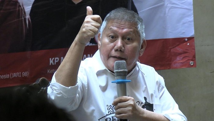 Ketum Pernusa Bicara Wacana Hak Angket DPR Ketum Perjuangan Rakyat Nusantara (Pernusa), Kanjeng Pangeran Norman bicara wacana hak angket DPR. Ia menyakini hak angket DPR bakal gembos di tengah jalan.