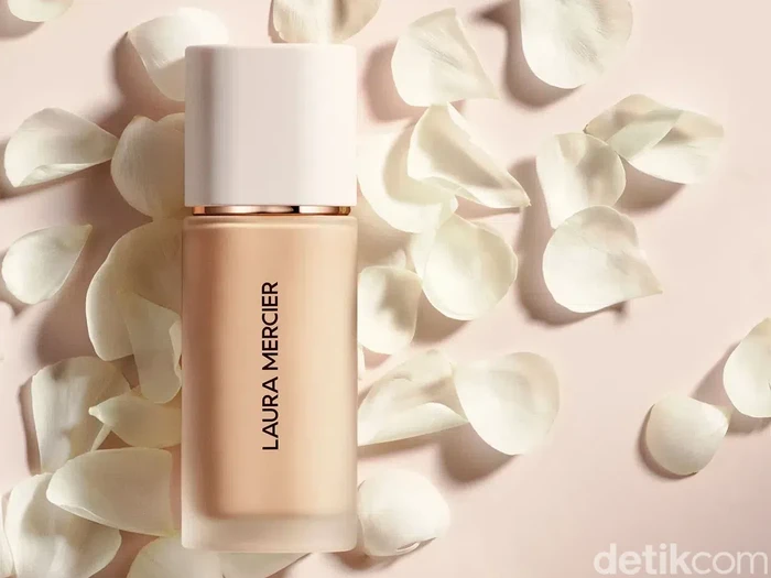 Laura Mercier Real Flawless Weightlss Perfecting Foundation