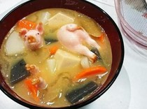 Viral 4 Makanan Berbentuk Babi, Cimol hingga Dumpling