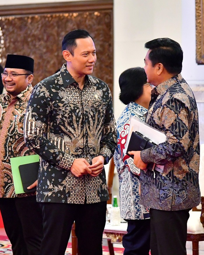 Menteri ATR/Kepala BPN Agus Harimurti Yudhoyono Perdana Mengikuti Sidang Paripurna Menteri ATR/Kepala BPN Agus Harimurti Yudhoyono Perdana Mengikuti Sidang Paripurna