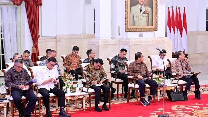 Menteri ATR/Kepala BPN Agus Harimurti Yudhoyono Perdana Mengikuti Sidang Paripurna