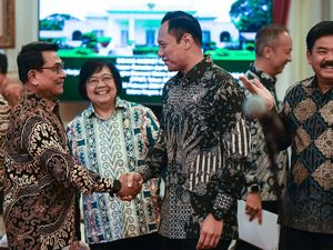 Reaksi Menteri Jokowi Saat AHY-Moeldoko Salaman Sebelum Sidang Kabinet