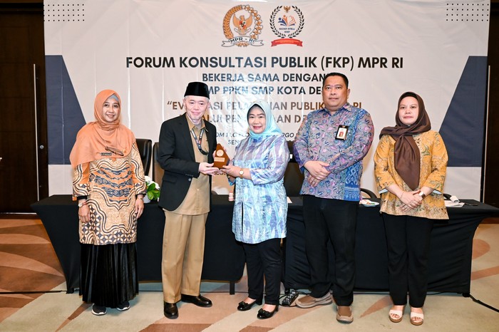 MPR mengadakan Forum Konsultasi Publik (FKP) Bersama Musyawarah Guru Mata Pelajaran (MGMP) Pendidikan Pancasila dan Kewarganegaraan (PPKn) SMP Kota Depok