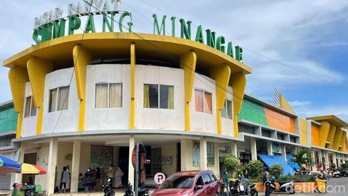 Pasar Sumpang Minangae Parepare.
