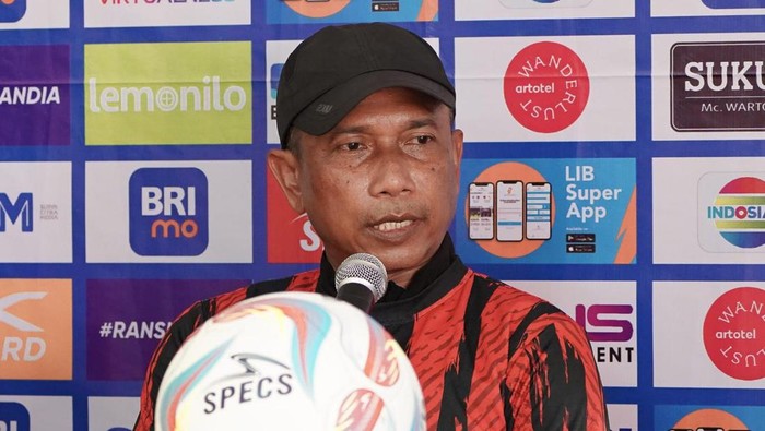 Pelatih Arema FC Widodo Cahyo Putro