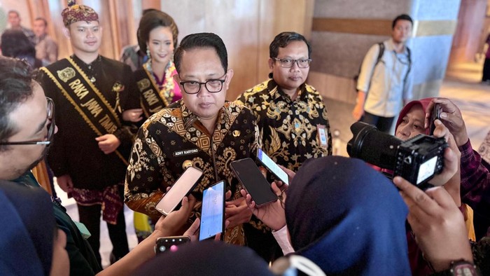 PJ Gubernur Jatim Adhy Karyono.